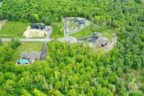 Photo 3 at 21 - 212 TERBOL Court, KANATA (NORTH WEST), Kanata