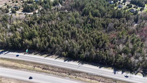 Photo 2 at 560 DAVID MANCHESTER Road, Huntley Ward (South West), Carp