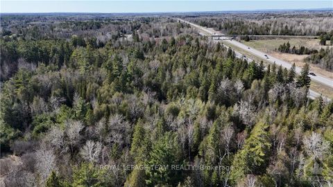 Photo 4 at 560 DAVID MANCHESTER Road, Huntley Ward (South West), Carp