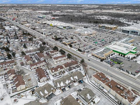 Photo 9 at 1673 KINDERSLEY Avenue, Chateauneuf, Orleans