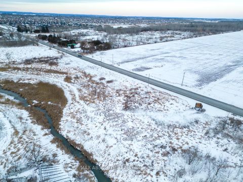 Photo 4 at 2762 Tenth Line Road, Avalon West, Orleans