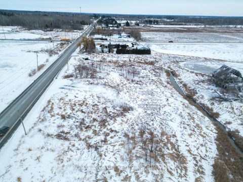 Photo 7 at 2762 Tenth Line Road, Avalon West, Orleans