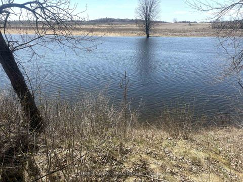 Photo 3 at 143 Gypsy Lane, Kinburn, Carp