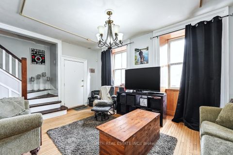 Photo 7 at 28 Wilson Street W W, Perth