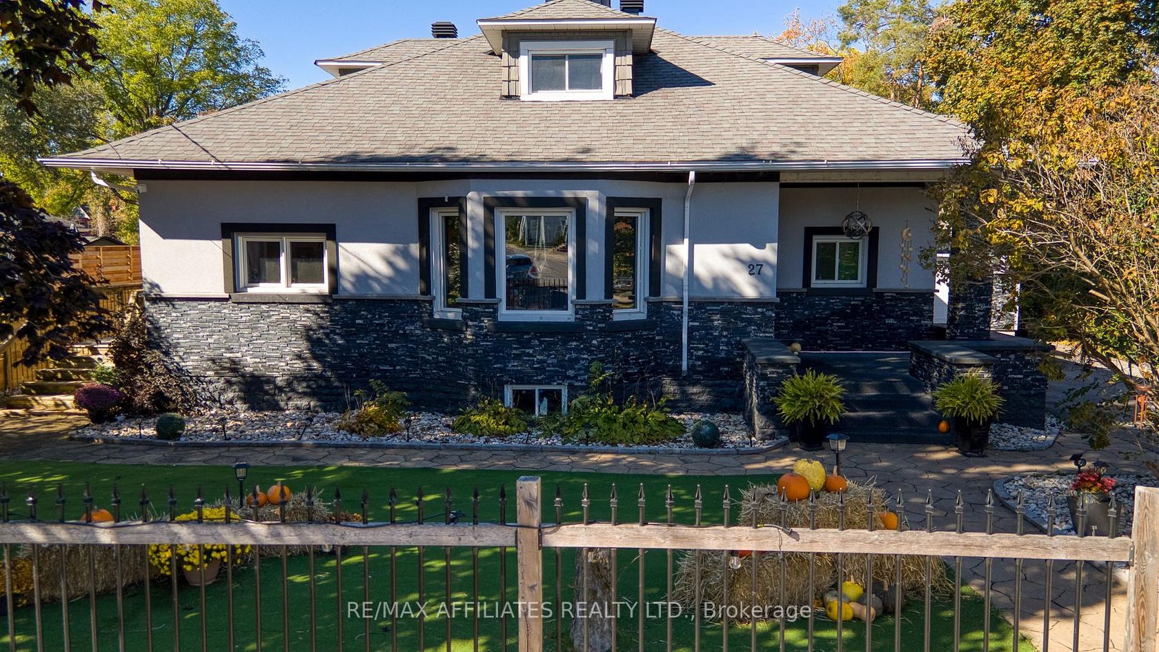 27 Allan Street, Carleton Place 2