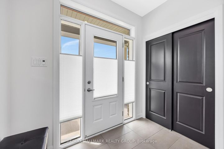 Photo 3 at 756 Cappamore Drive, Nepean (Half Moon Bay), Ottawa
