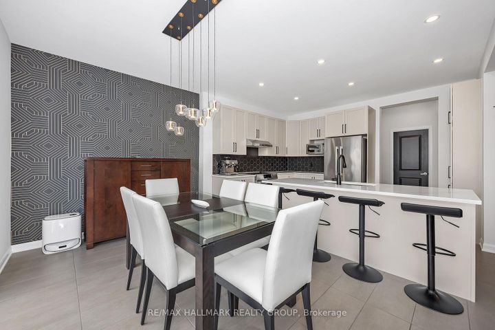 Photo 10 at 756 Cappamore Drive, Nepean (Half Moon Bay), Ottawa