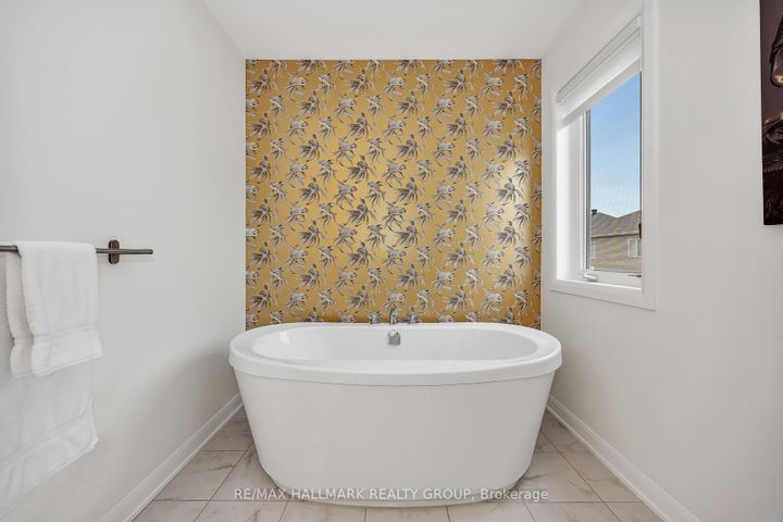 Photo 24 at 756 Cappamore Drive, Nepean (Half Moon Bay), Ottawa