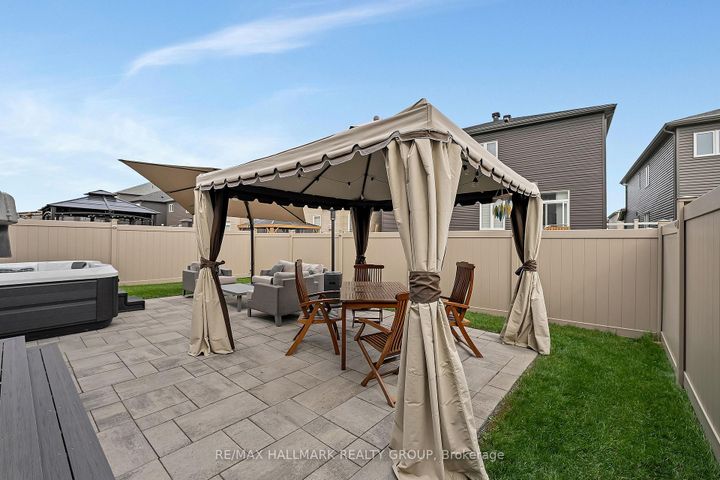 Photo 38 at 756 Cappamore Drive, Nepean (Half Moon Bay), Ottawa