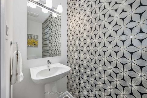 Photo 18 at 756 Cappamore Drive, Nepean (Half Moon Bay), Ottawa