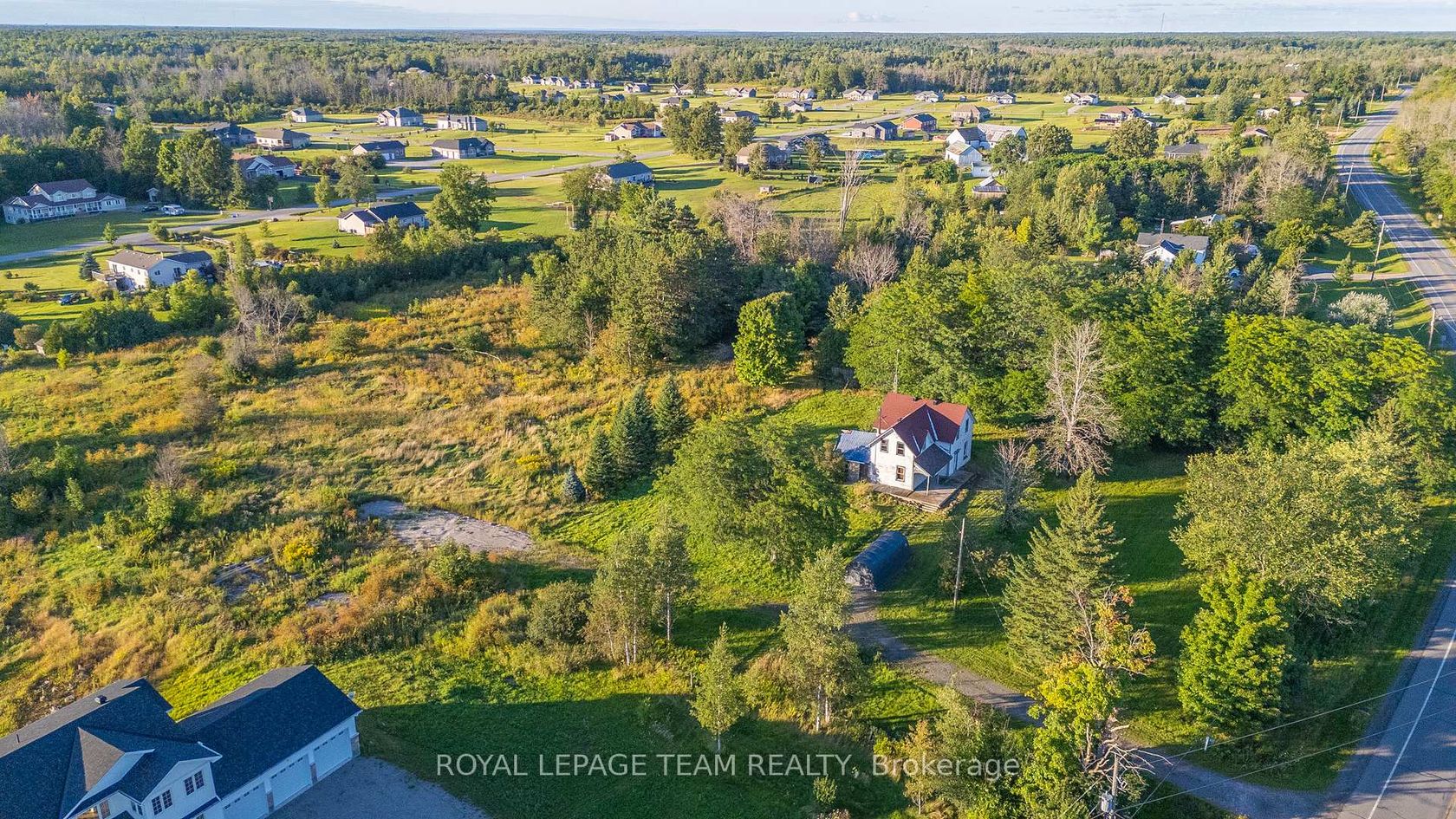 1102 Perth Road N, Beckwith Twp, Beckwith 2