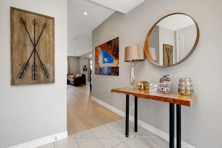 Photo 4 at 78 Russet Terrace, Nepean (Half Moon Bay), Ottawa