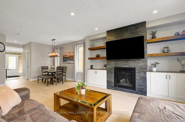 Photo 12 at 78 Russet Terrace, Nepean (Half Moon Bay), Ottawa