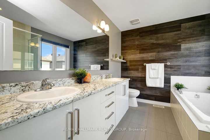 Photo 30 at 78 Russet Terrace, Nepean (Half Moon Bay), Ottawa