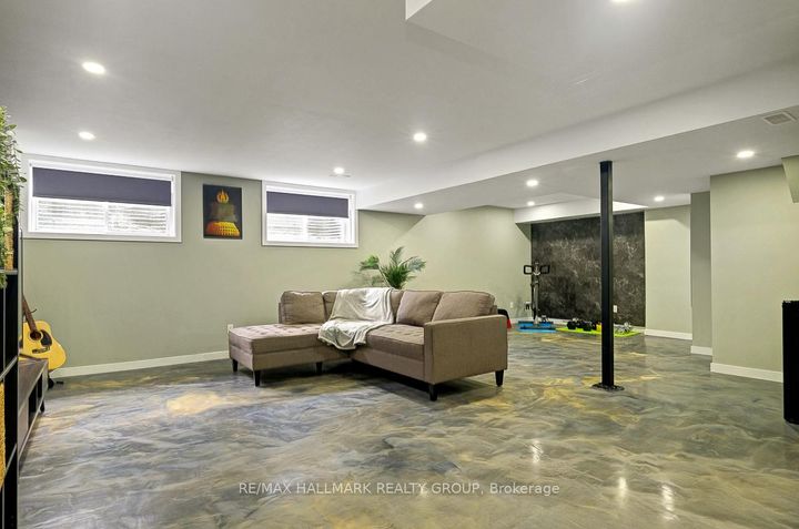 Photo 43 at 78 Russet Terrace, Nepean (Half Moon Bay), Ottawa