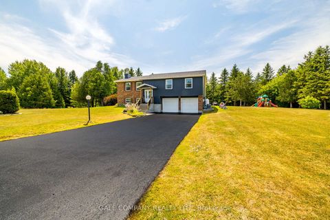 Photo 3 at 169 Greystone Drive, Mississippi Mills (Ramsay) Twp, Mississippi Mills