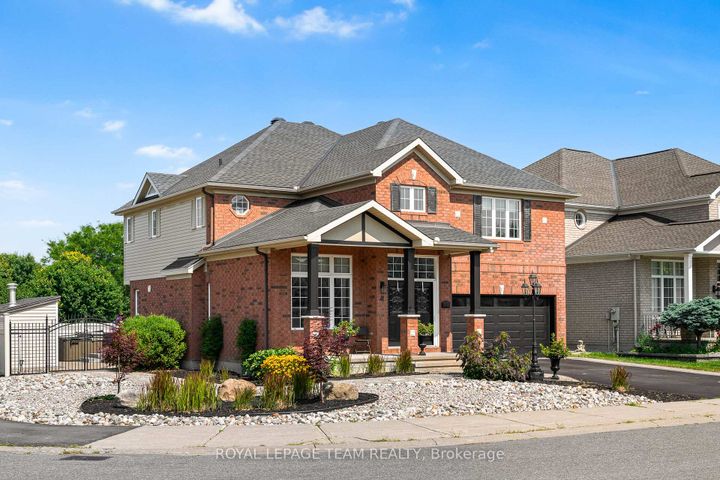 Photo 1 at 41 Blackshire Circle, Nepean (Stonebridge), Ottawa