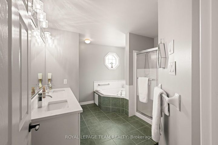 Photo 22 at 41 Blackshire Circle, Nepean (Stonebridge), Ottawa