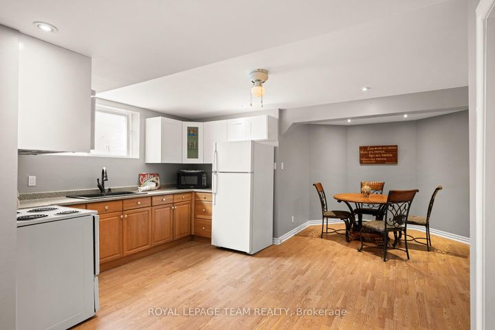 Photo 28 at 41 Blackshire Circle, Nepean (Stonebridge), Ottawa
