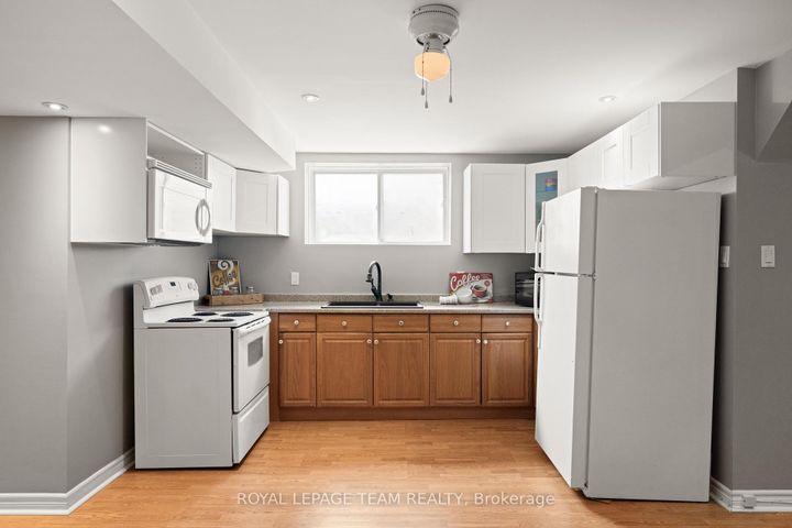 Photo 30 at 41 Blackshire Circle, Nepean (Stonebridge), Ottawa