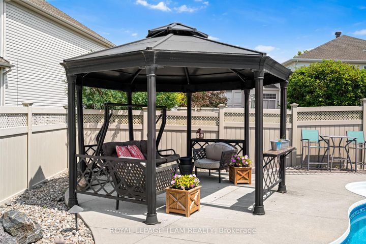 Photo 36 at 41 Blackshire Circle, Nepean (Stonebridge), Ottawa