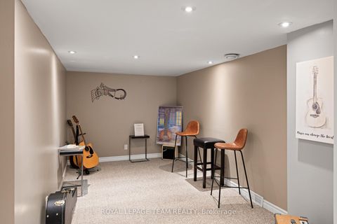 Photo 31 at 41 Blackshire Circle, Nepean (Stonebridge), Ottawa