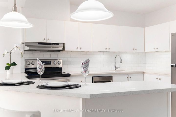 Photo 9 at 2209 - 900 Dynes Road, Nepean (Carleton Square), Ottawa