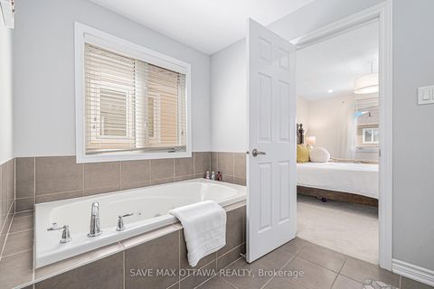 Photo 26 at 212 Rivertree Street, Emerald Meadows/Trailwest, Kanata