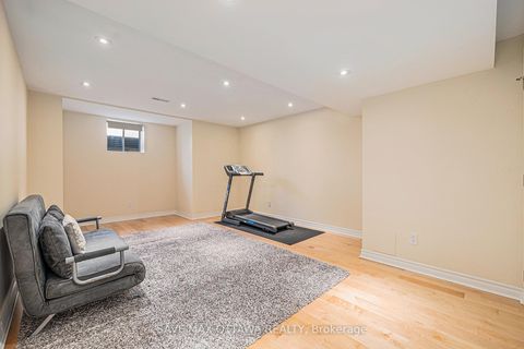 Photo 33 at 212 Rivertree Street, Emerald Meadows/Trailwest, Kanata