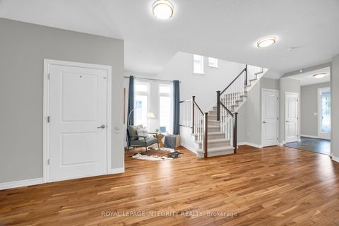 Photo 5 at 514 Carina Crescent, Nepean (Stonebridge), Ottawa