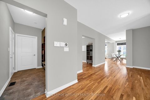 Photo 6 at 514 Carina Crescent, Nepean (Stonebridge), Ottawa