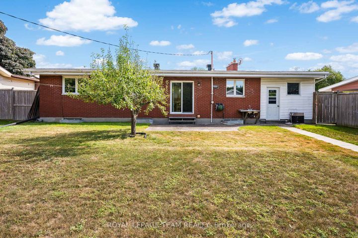 Photo 38 at 5 Spring Garden Avenue, Nepean (Meadowlands/Crestview), Ottawa