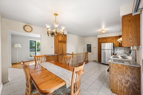 Photo 12 at 5 Spring Garden Avenue, Nepean (Meadowlands/Crestview), Ottawa