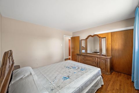 Photo 18 at 5 Spring Garden Avenue, Nepean (Meadowlands/Crestview), Ottawa
