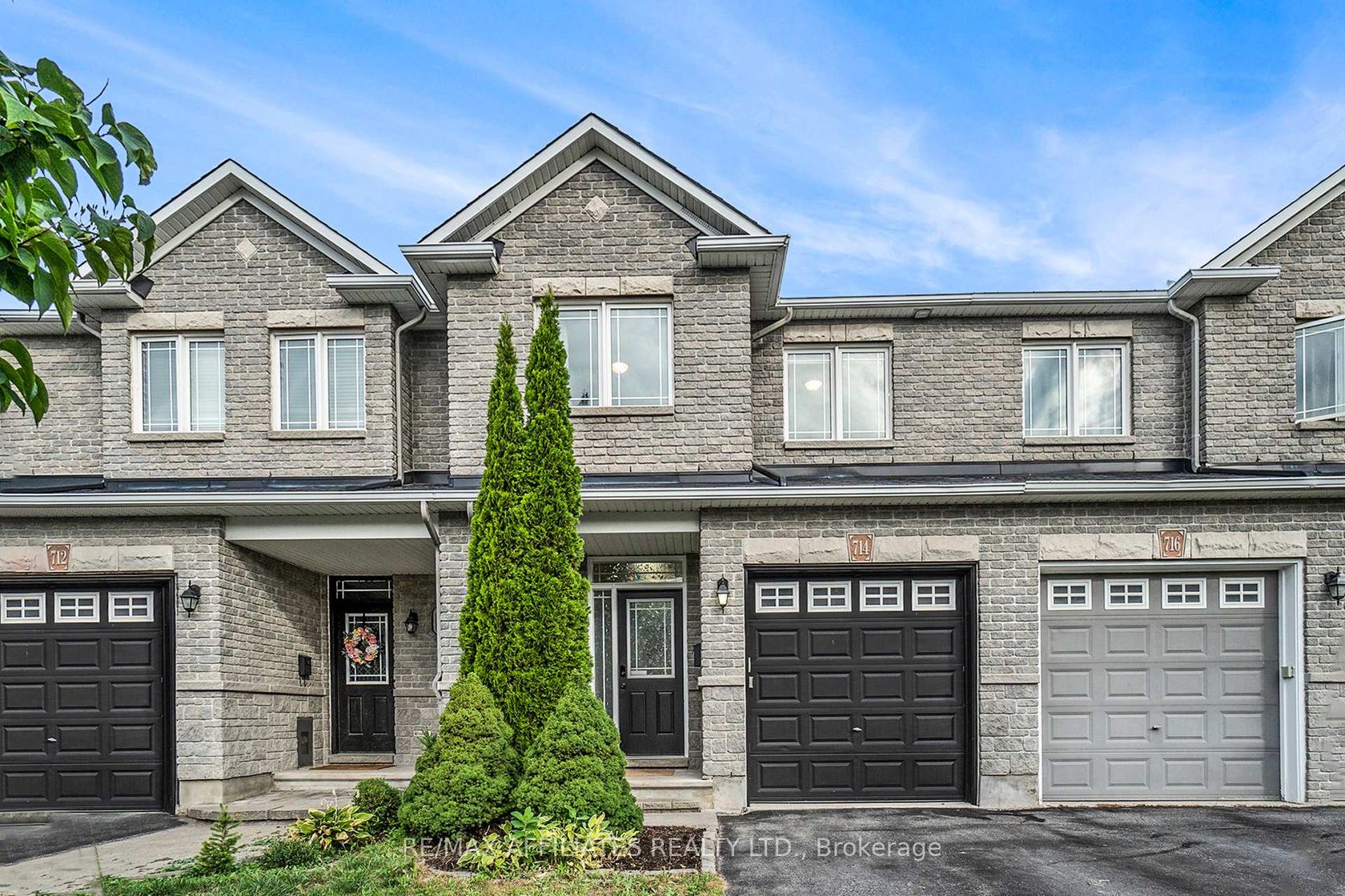 714 Regiment Avenue, Emerald Meadows/Trailwest, Kanata 2