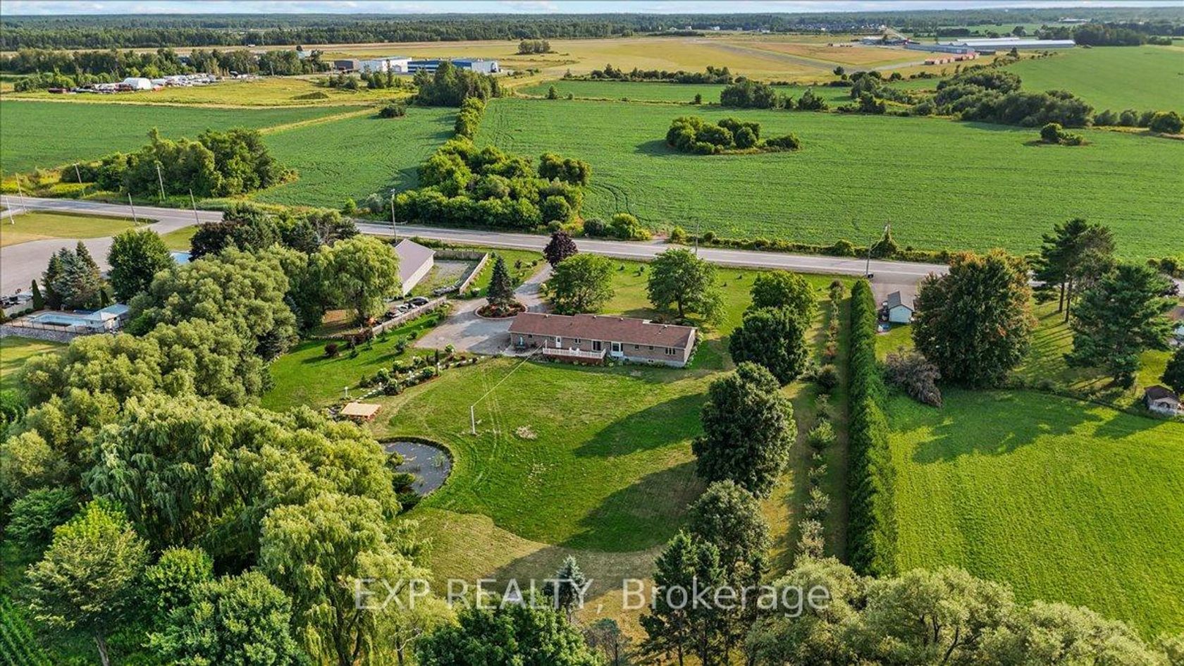 3382 Carp Road, Huntley Ward (South East), Carp 2