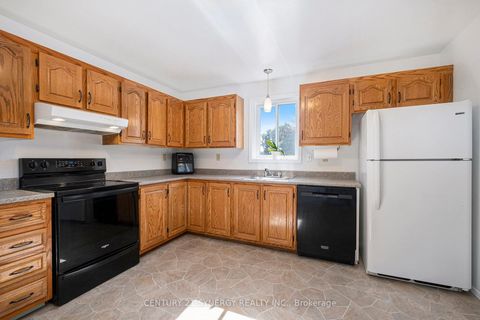 Photo 5 at 24 Elm Street E, SMITHS FALLS, Smiths Falls