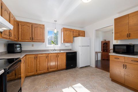 Photo 6 at 24 Elm Street E, SMITHS FALLS, Smiths Falls