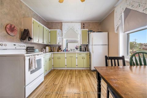 Photo 4 at 112,114 Clarence Street, Lanark Highlands (Lanark) Twp, Lanark Highlands