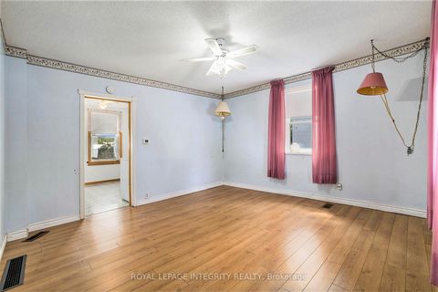 Photo 11 at 112,114 Clarence Street, Lanark Highlands (Lanark) Twp, Lanark Highlands