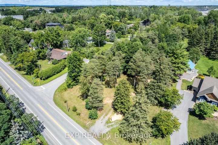 Photo 24 at 8 Khymer Court N, Nepean (Fallowfield), Ottawa