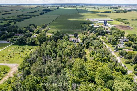 Photo 8 at 8 Khymer Court N, Nepean (Fallowfield), Ottawa