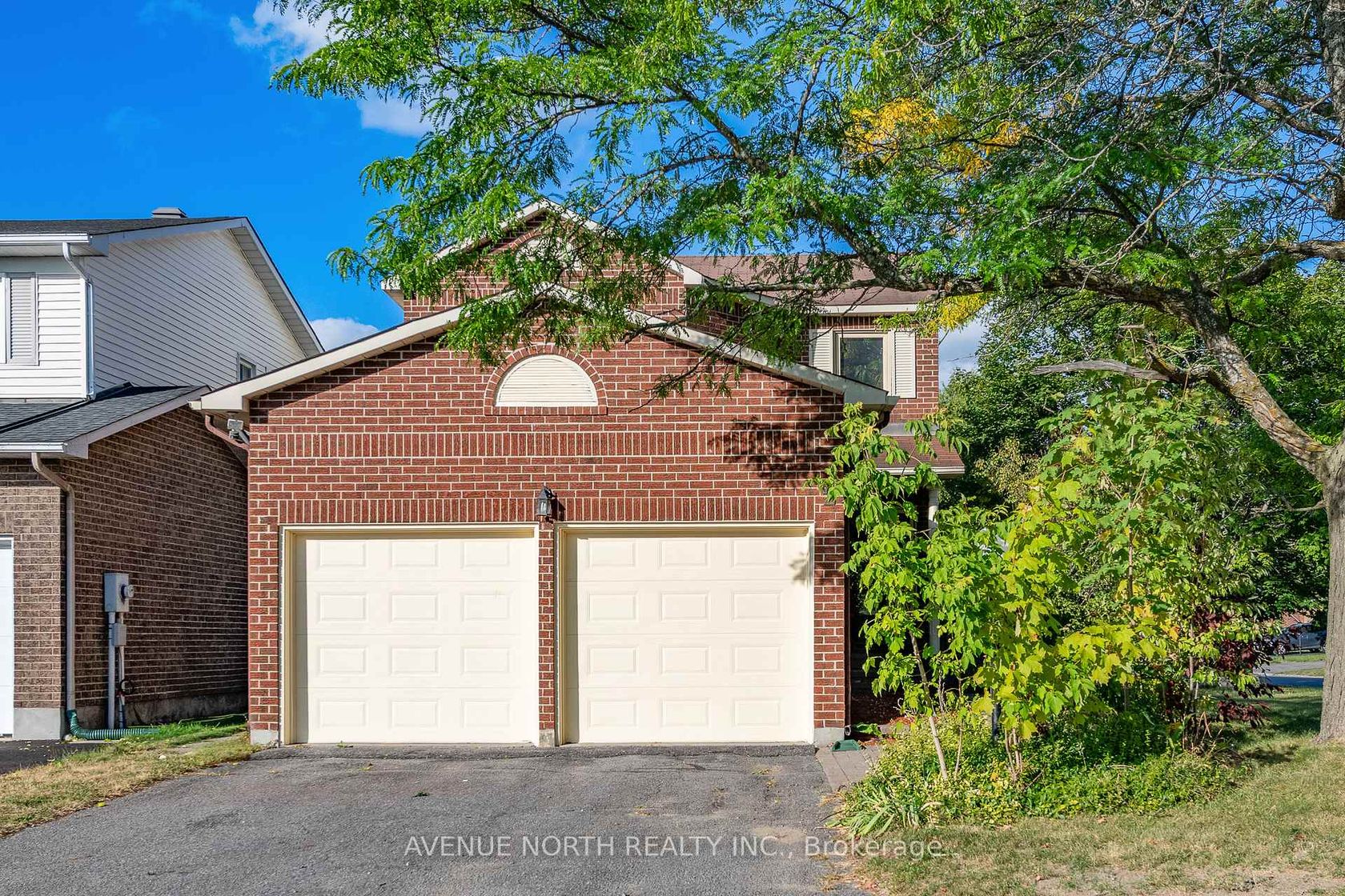 2 CHICKASAW Crescent, Bridlewood, Kanata 2