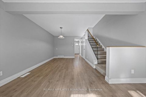 Photo 7 at 6482 Bilberry Drive, Convent Glen North, Orleans