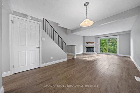 Photo 10 at 6482 Bilberry Drive, Convent Glen North, Orleans