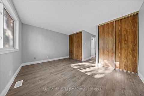 Photo 24 at 6482 Bilberry Drive, Convent Glen North, Orleans