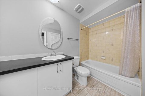 Photo 28 at 6482 Bilberry Drive, Convent Glen North, Orleans