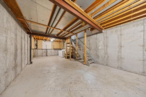 Photo 29 at 6482 Bilberry Drive, Convent Glen North, Orleans