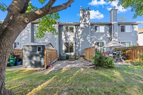 Photo 30 at 6482 Bilberry Drive, Convent Glen North, Orleans