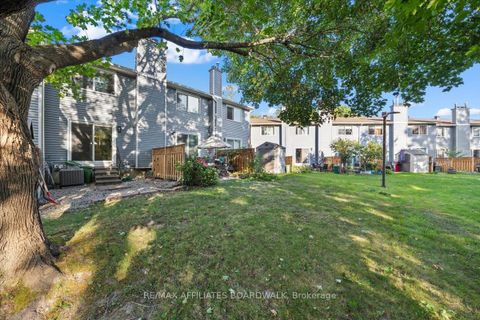 Photo 31 at 6482 Bilberry Drive, Convent Glen North, Orleans